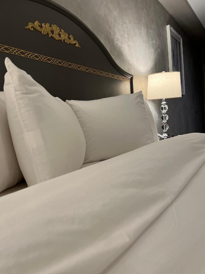 Chateau Suites ノリスタウン エクステリア 写真