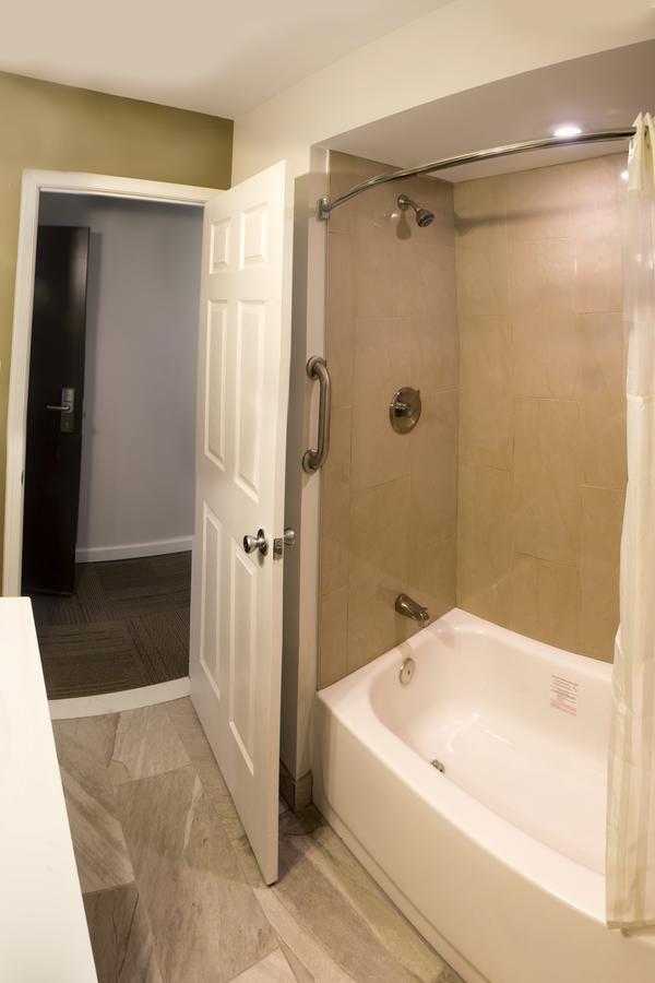 Chateau Suites ノリスタウン エクステリア 写真